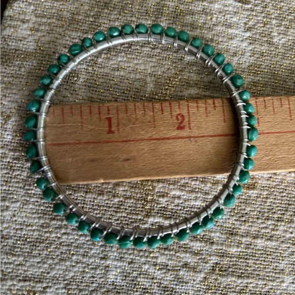 Bracelets - Picture 7 of 9